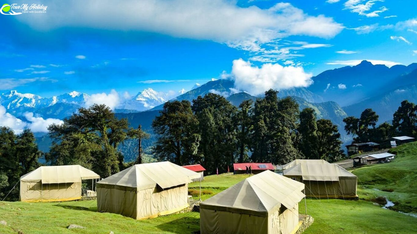 Chopta Tungnath Trek from Delhi: A Journey to the Heart of the Himalayas